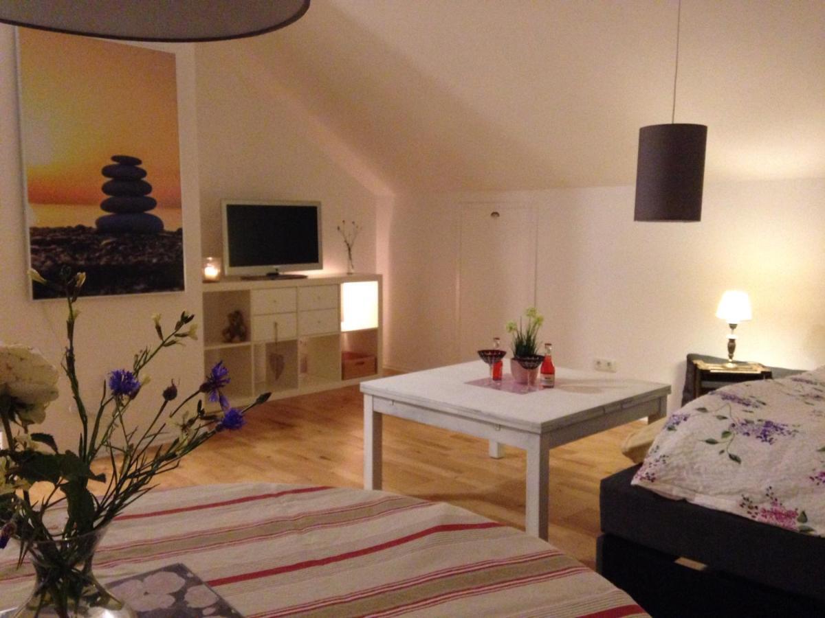 Gemuetliche, Grosszuegige Ferienwohnung Salzhausen Esterno foto