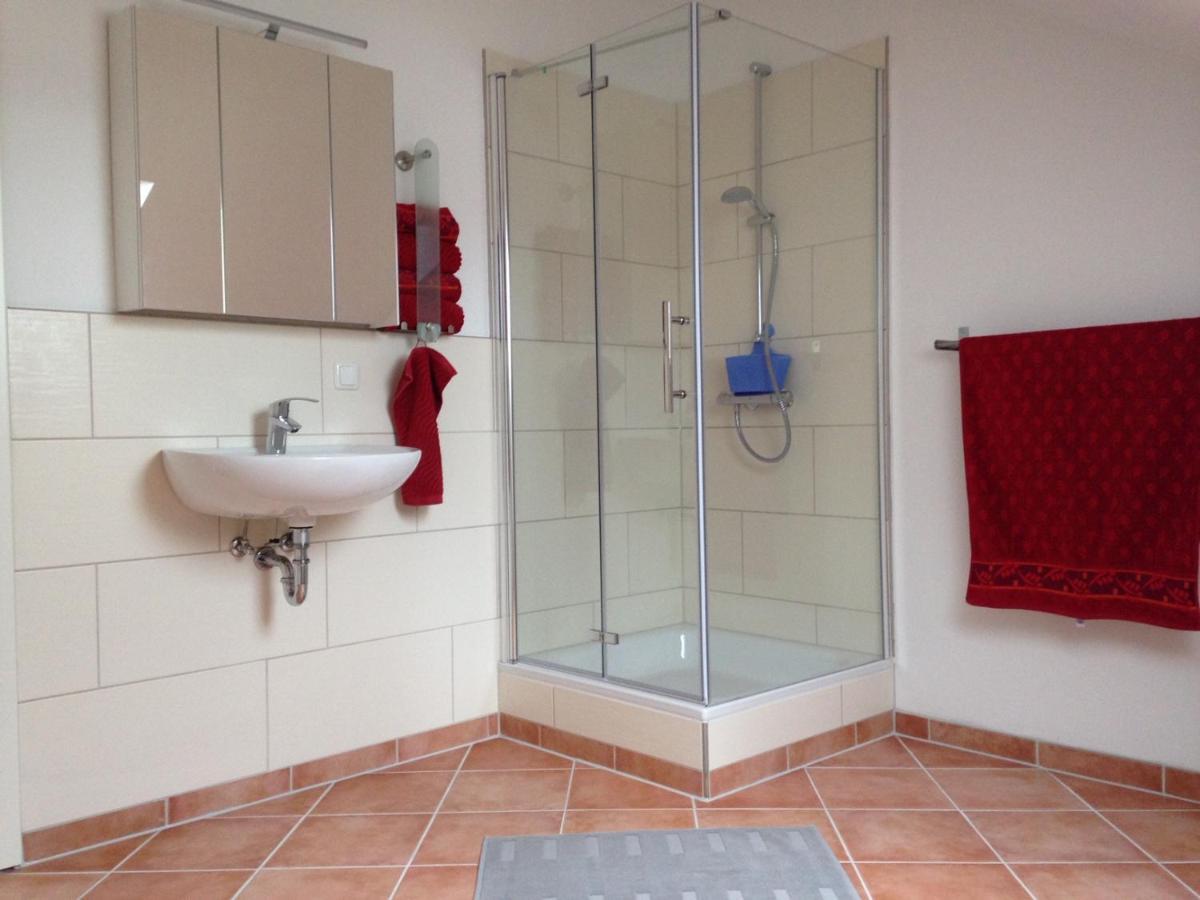 Gemuetliche, Grosszuegige Ferienwohnung Salzhausen Esterno foto