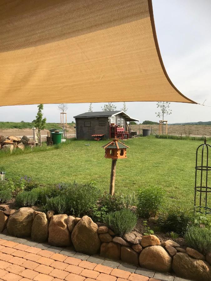 Gemuetliche, Grosszuegige Ferienwohnung Salzhausen Esterno foto